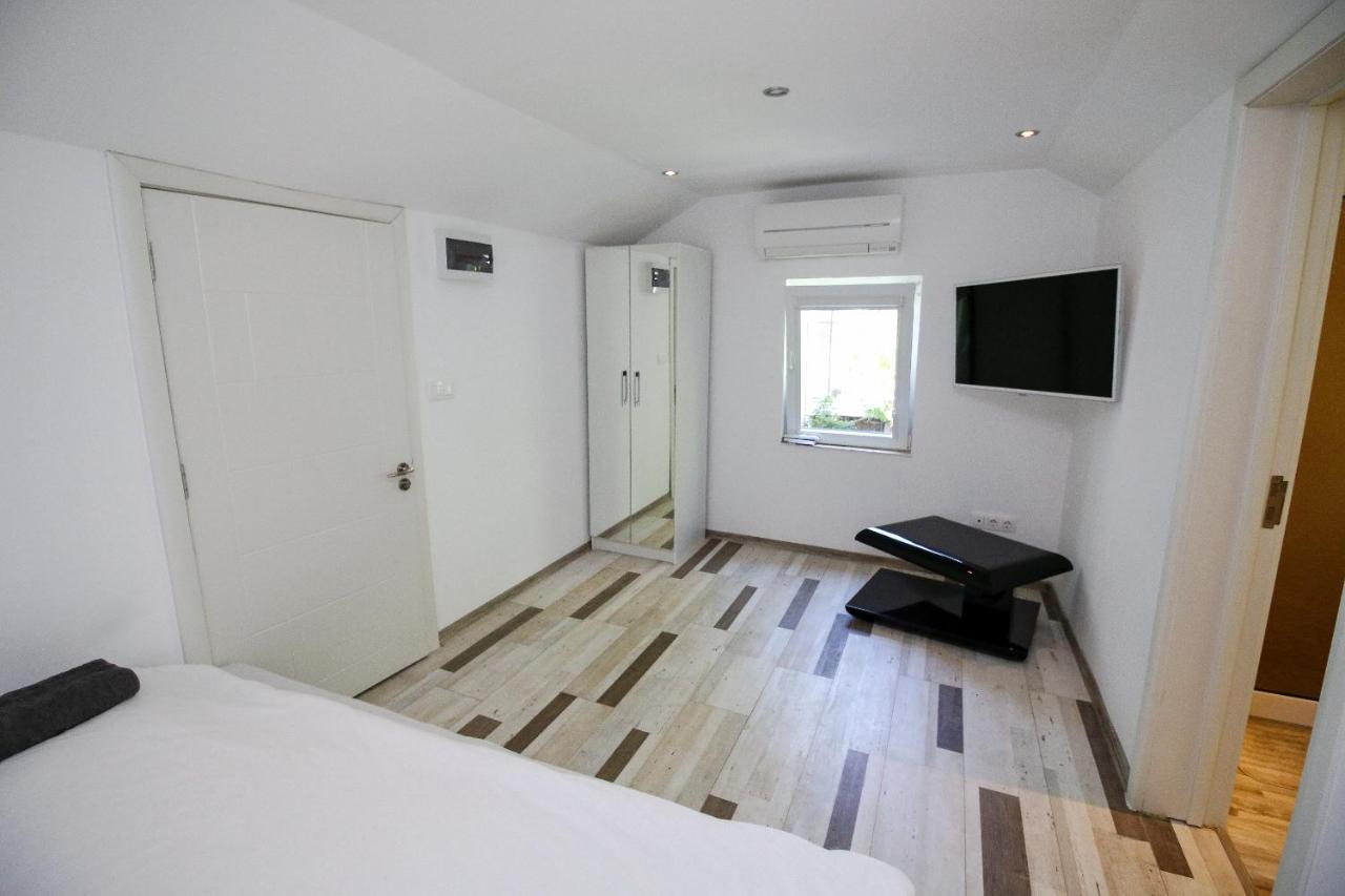 Charming Loft, Very Good Located! Sófia Exterior foto
